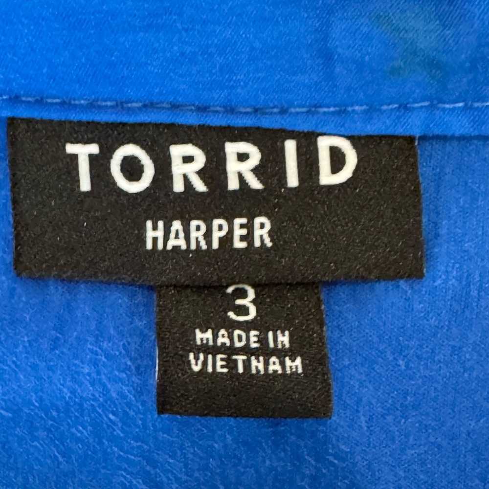Torrid Harper 3/4 Sleeve Top Blouse 3X V-neck Roll Tab Blue - Picture 12 of 13